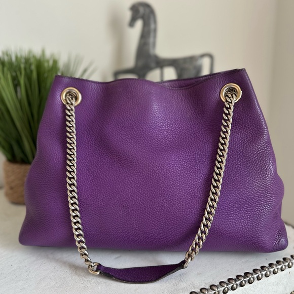 Gucci Soho Purple Pebbled Leather Shoulder Bag with Tassel and Chain Straps - Picture 9 of 11